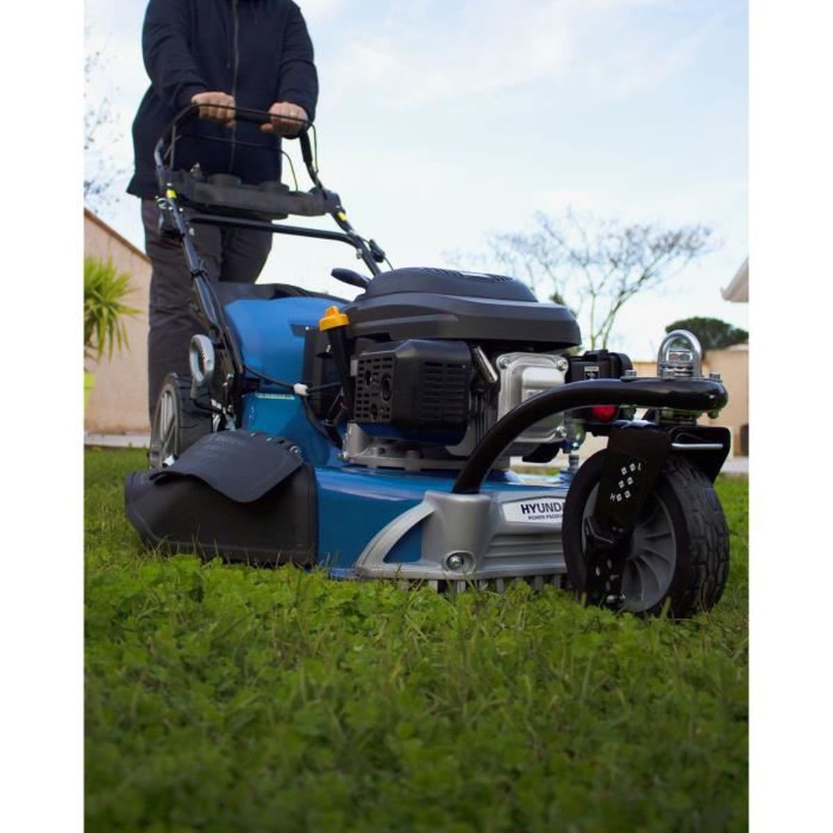 Tondeuse thermique autotractée HYUNDAI – 56 cm – 3 roues – 196 CC – Démarrage électrique Mulching – Image 8